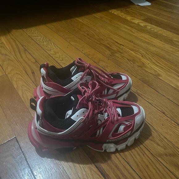 BALENCIAGA WOMENS TRACK SNEAKER - Picture 2 of 5